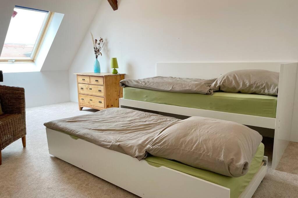 105qm-3-raum, Zentral, Ruhig, Gemuetlich Appartement *