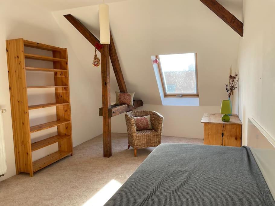 Appartement 105qm-3-raum, Zentral, Ruhig, Gemuetlich