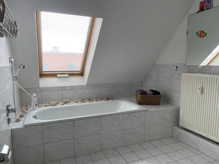 Appartement 105qm-3-raum, Zentral, Ruhig, Gemuetlich Leipzig