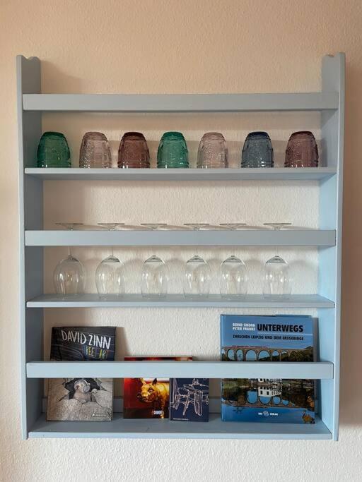 Appartement 105qm-3-raum, Zentral, Ruhig, Gemuetlich *