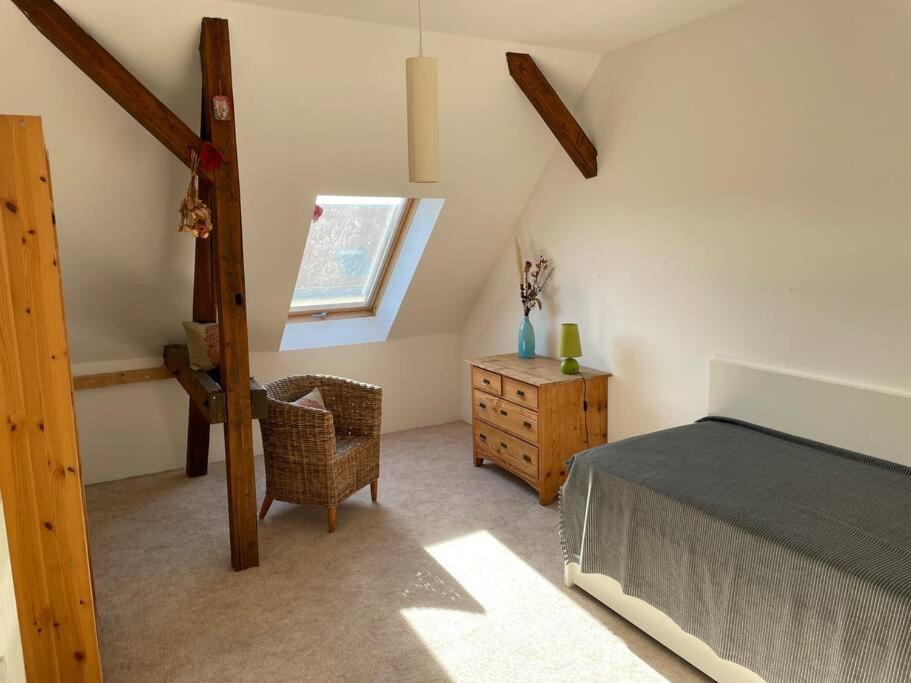 105qm-3-raum, Zentral, Ruhig, Gemuetlich Appartement