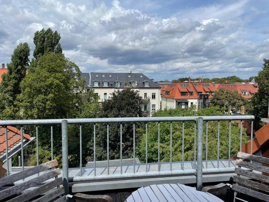 Appartement 105qm-3-raum, Zentral, Ruhig, Gemuetlich *