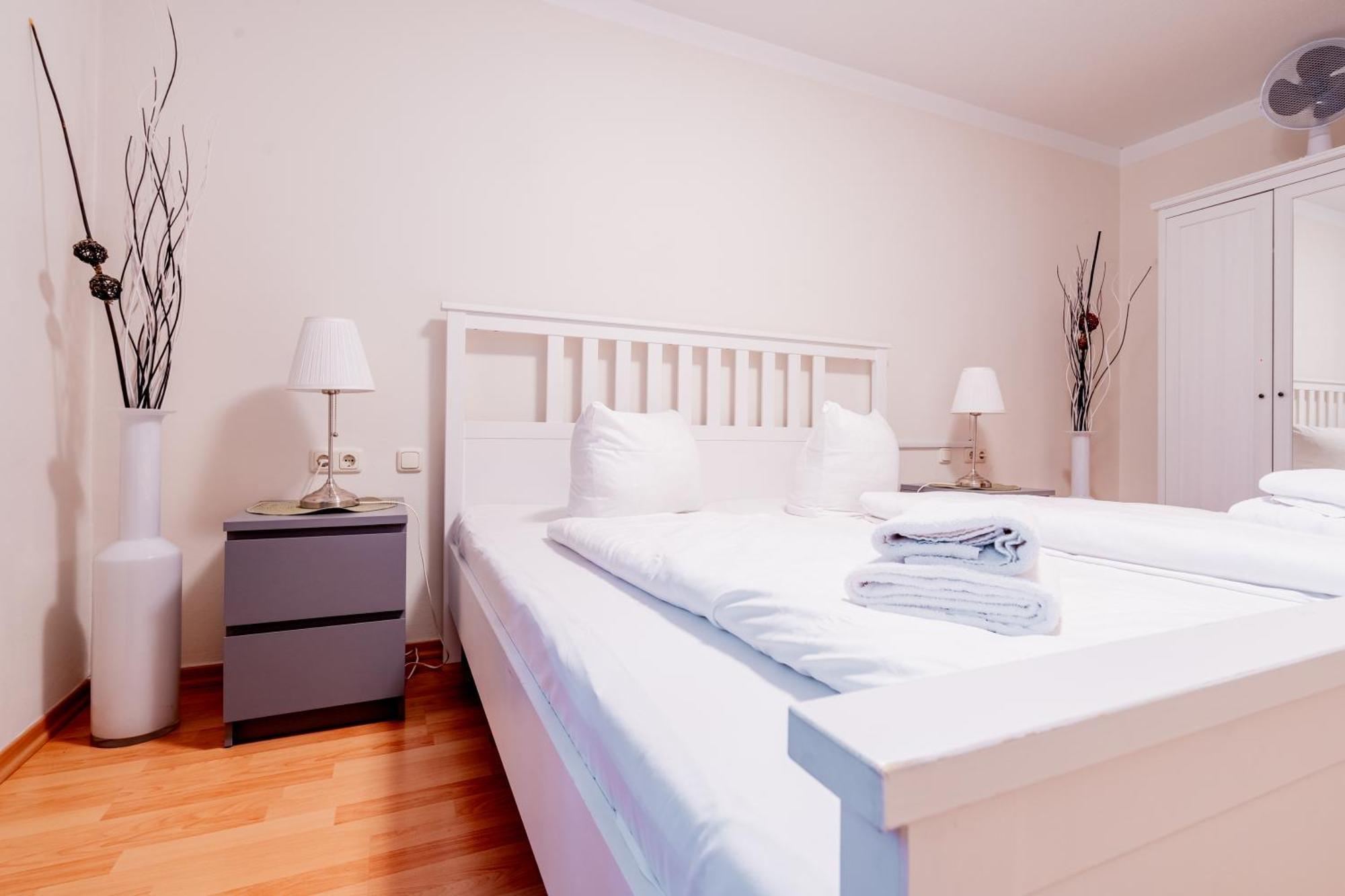 Appartement Park - #11-12 - Mit Ambiente Am Park *