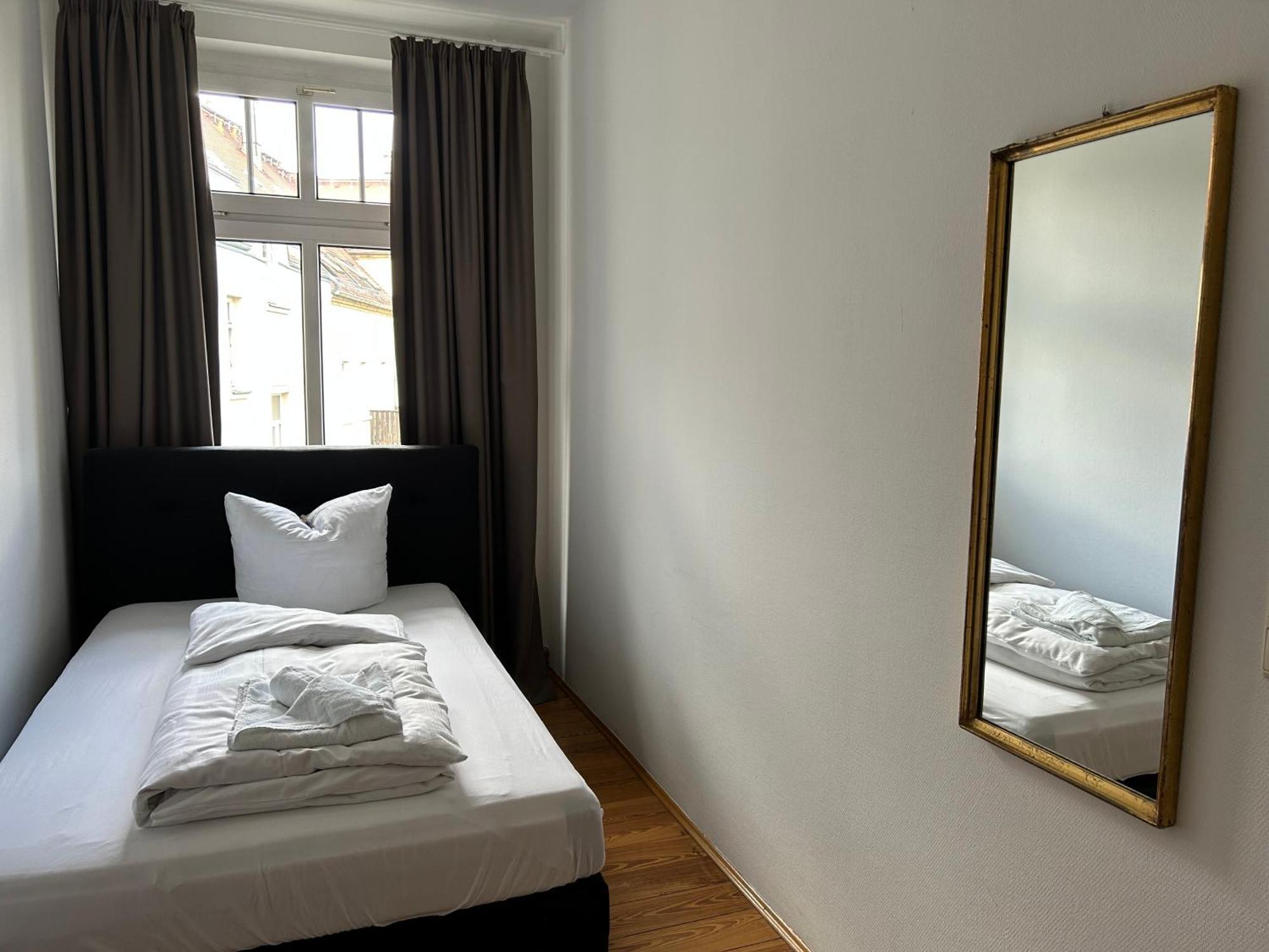 Jahrhunderthotel Hotel 3*