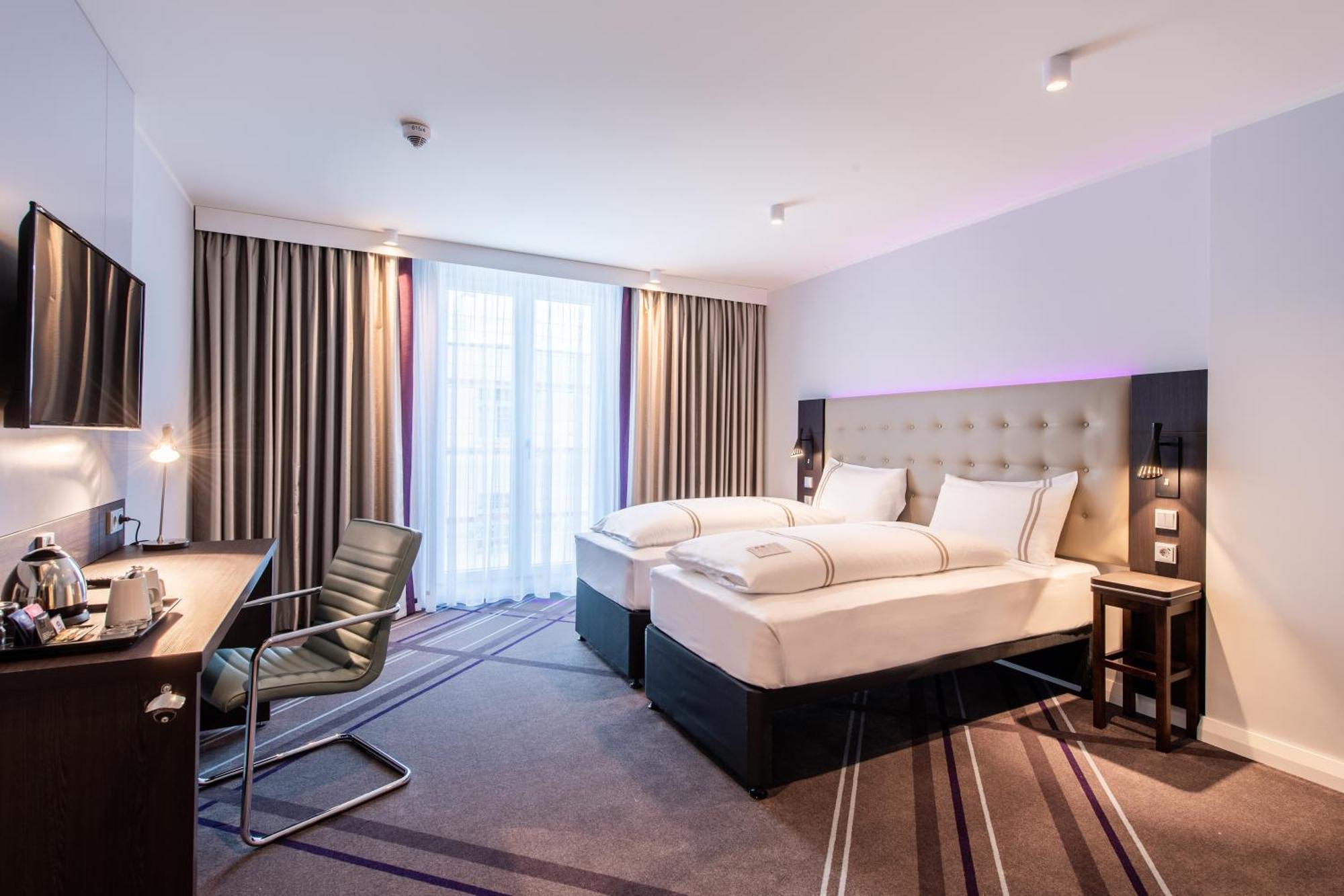 Premier Oper Hotel