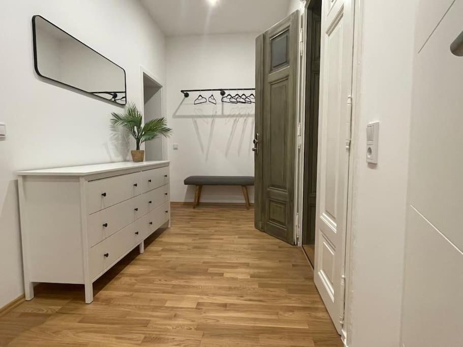 #attraktive Altbauwohnung Im Leipziger Zentrum 1 Og Links Appartement Leipzig
