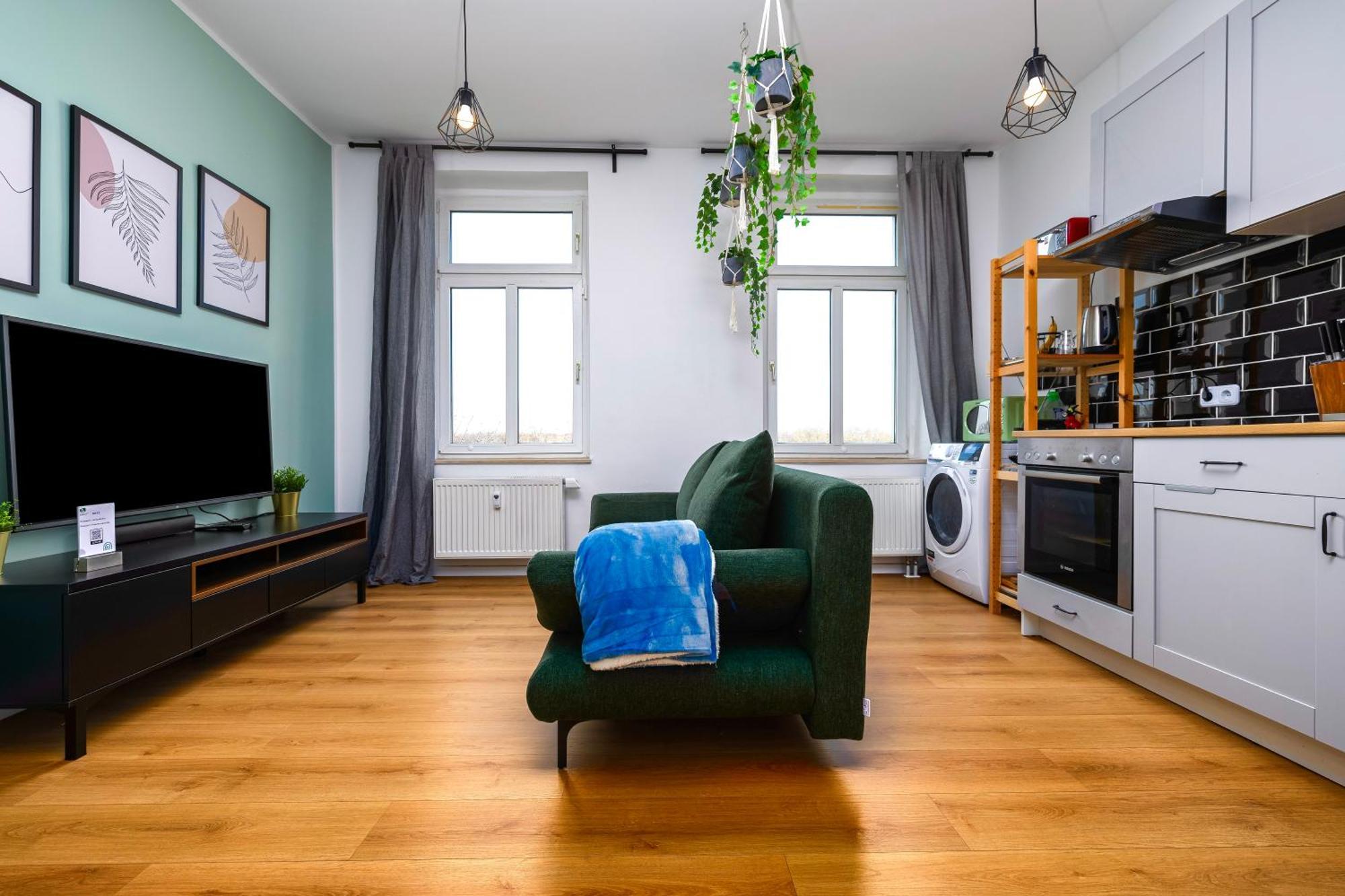 Apartment Kernsaniert-kueche-parkplatz-designerbad-netflix