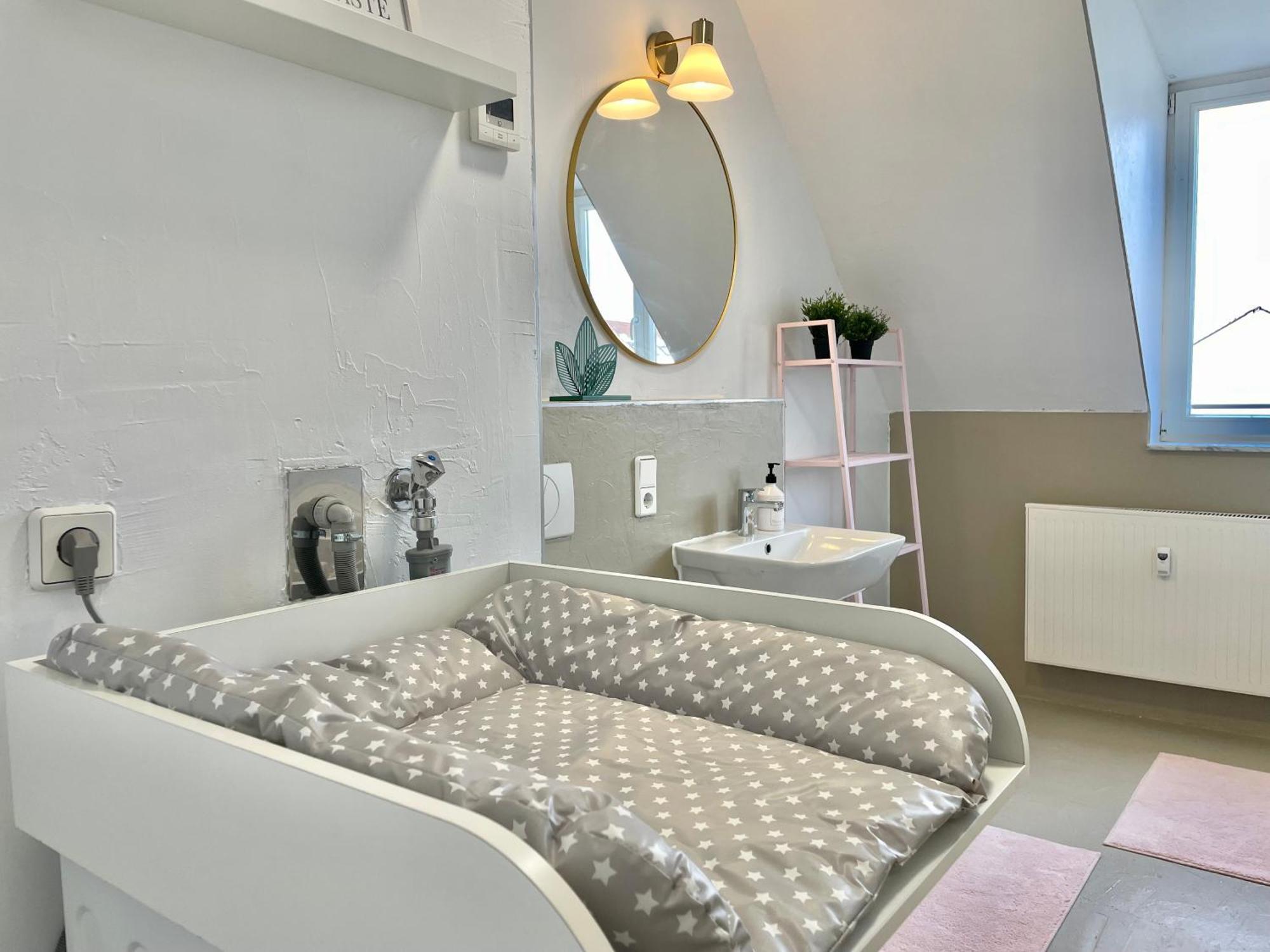 Familientraum-kueche-waschtrockner-playstation-netflix-wifi Appartement Leipzig