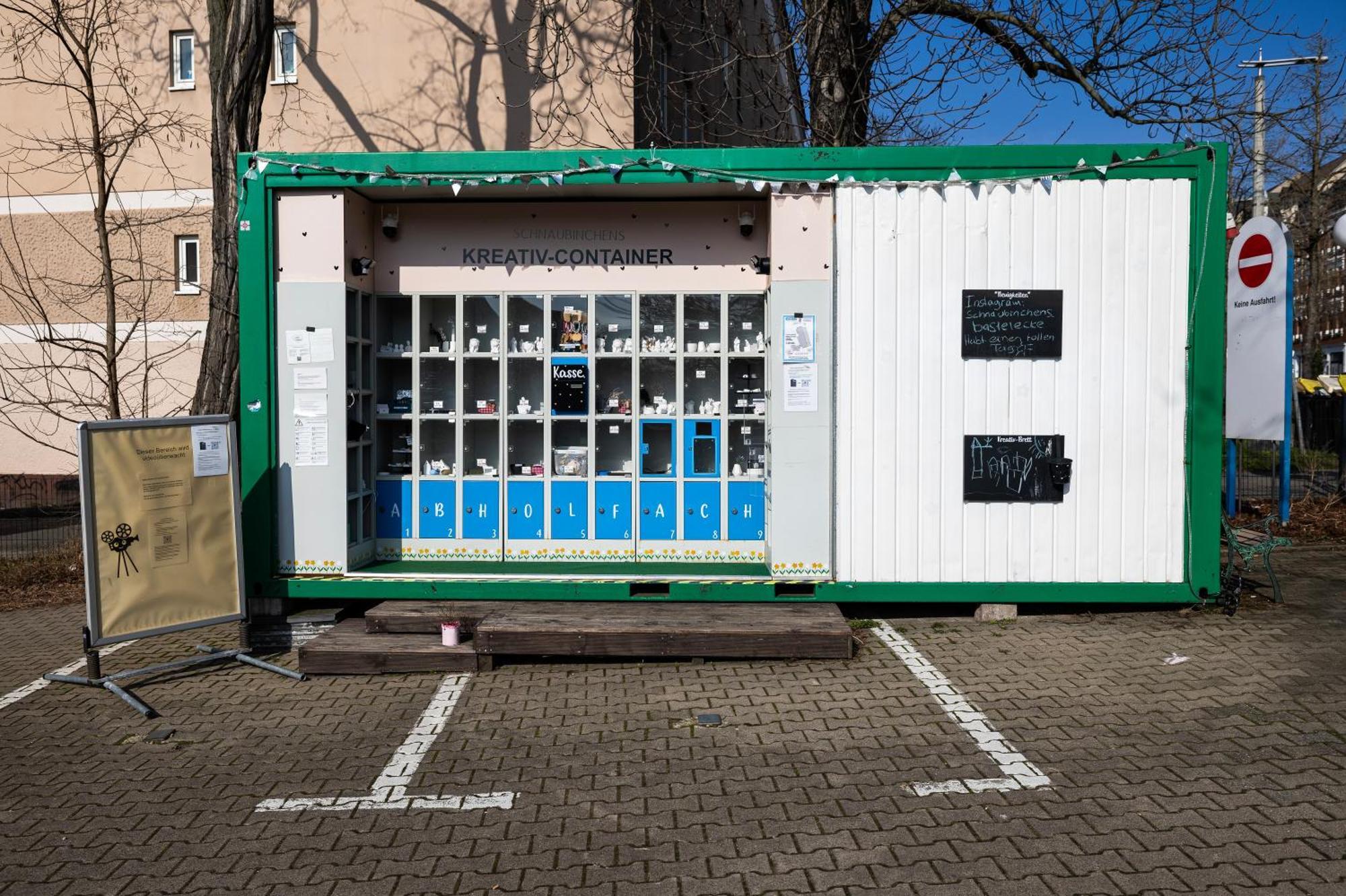 Kernsaniert-kueche-parkplatz-designerbad-netflix Apartment *