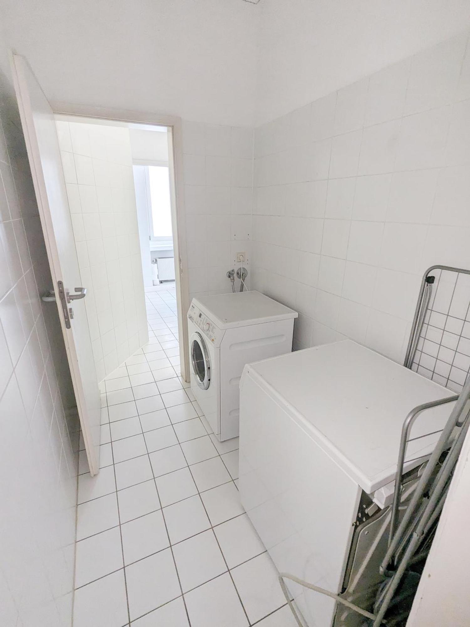 Appartement Monteurdreams-de Zentrale, Grosse 5z Wohnung, 2 Baeder, Kueche *