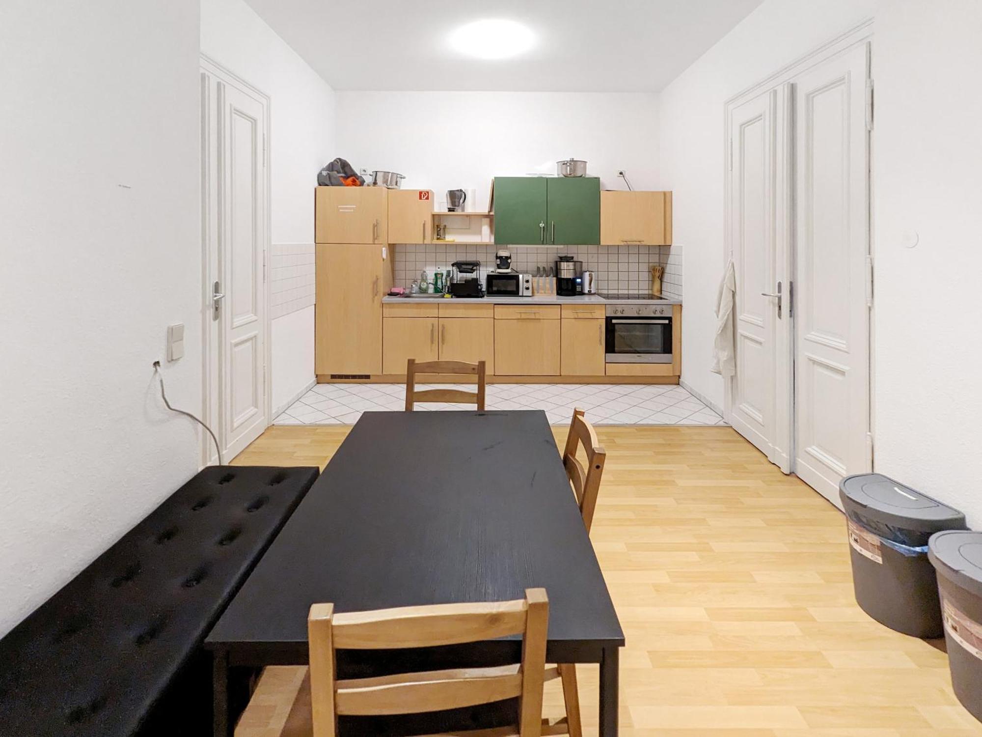 Appartement Monteurdreams-de Zentrale, Grosse 5z Wohnung, 2 Baeder, Kueche Leipzig