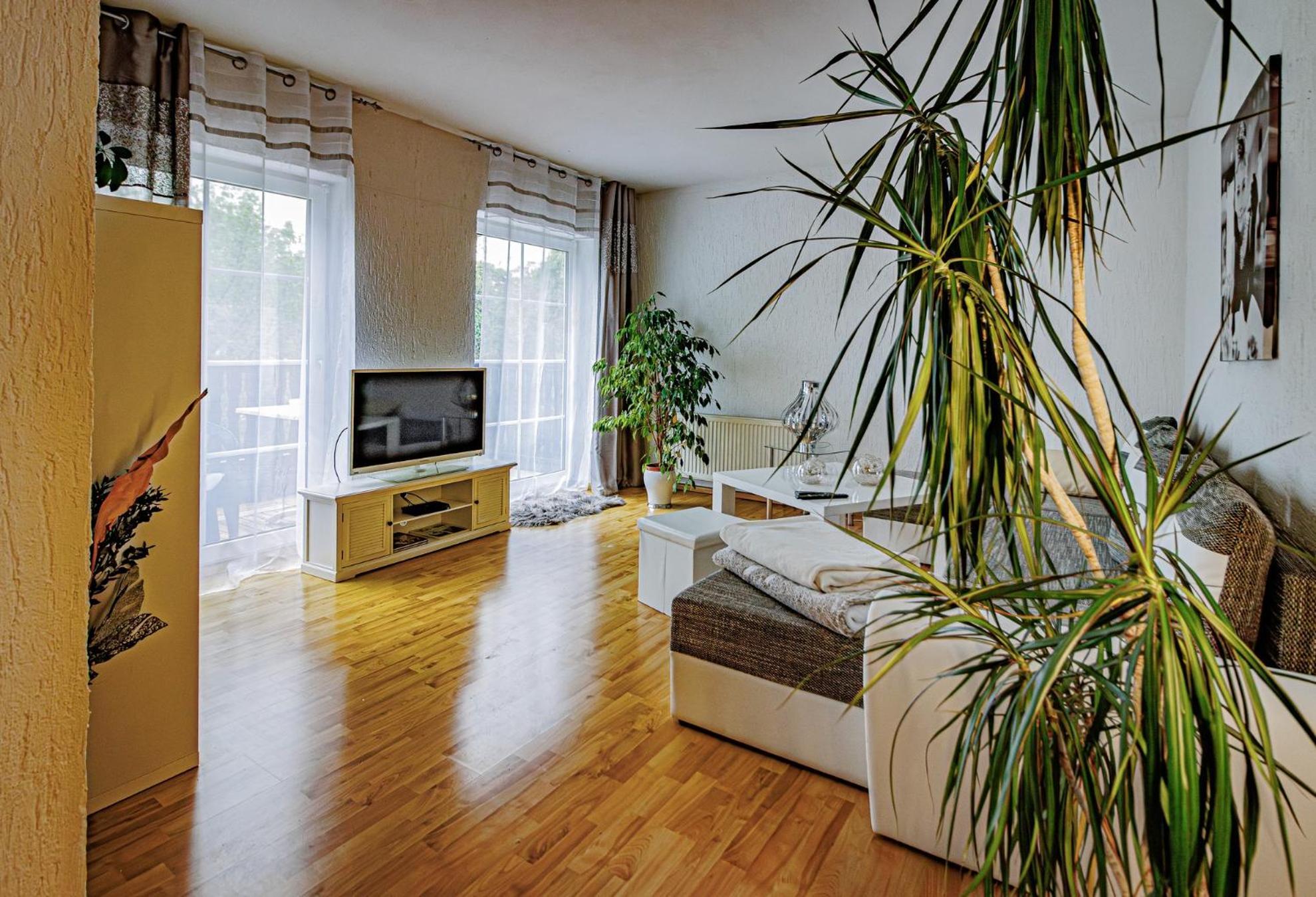 Wohnen Ueber Einem Mediterranen Restaurant,apartment 2 Oder 3 Appartement Leipzig