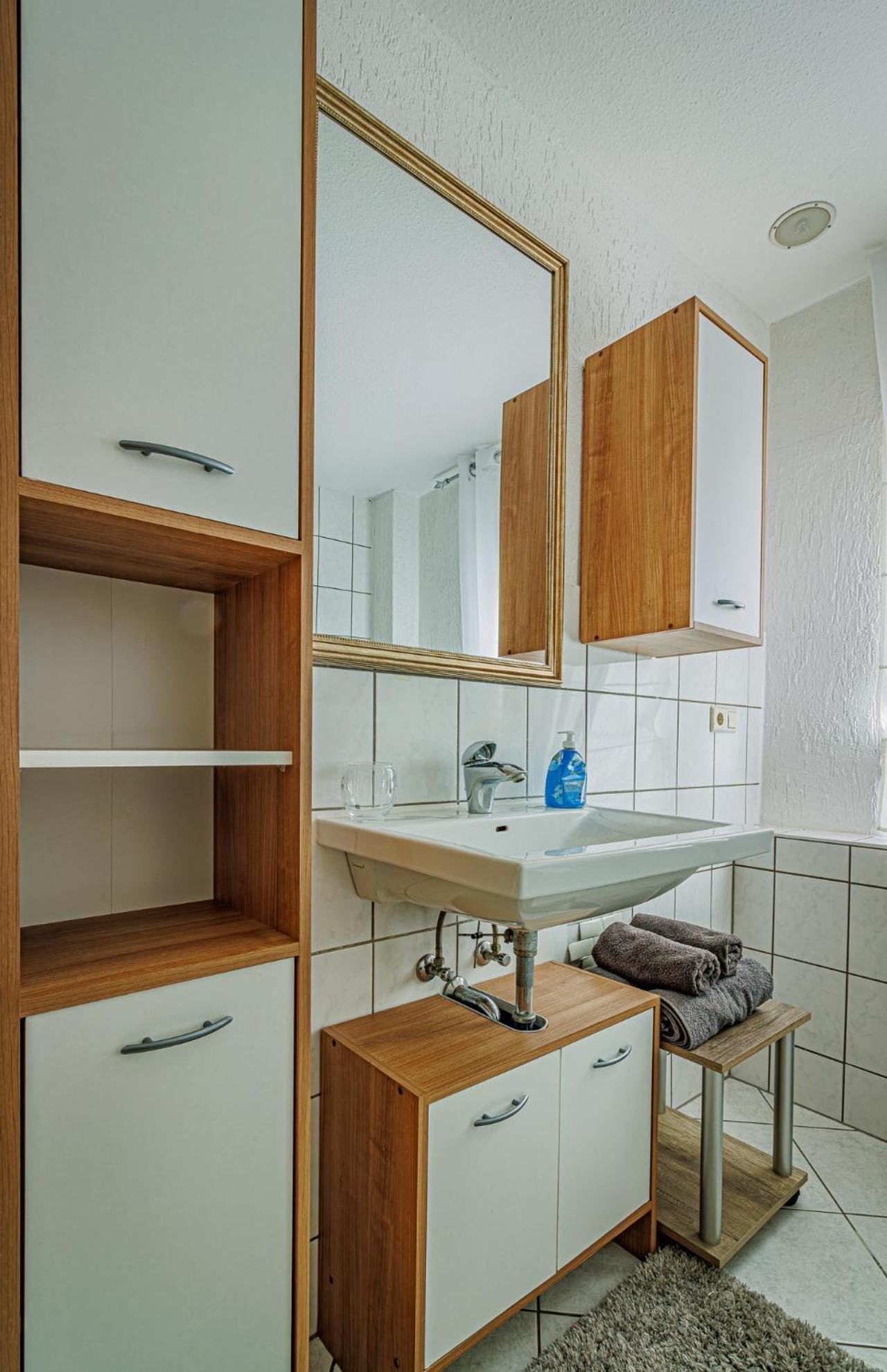 Wohnen Ueber Einem Mediterranen Restaurant,apartment 2 Oder 3 Appartement *