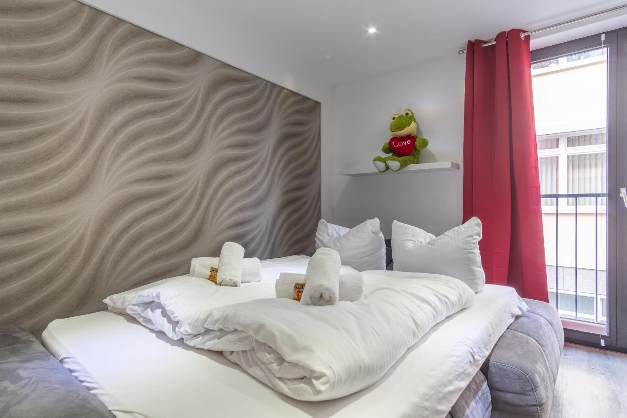 Appartement Arbeitsplatz, Tiefgaragenstellplatz, 4k Tv Netflix *