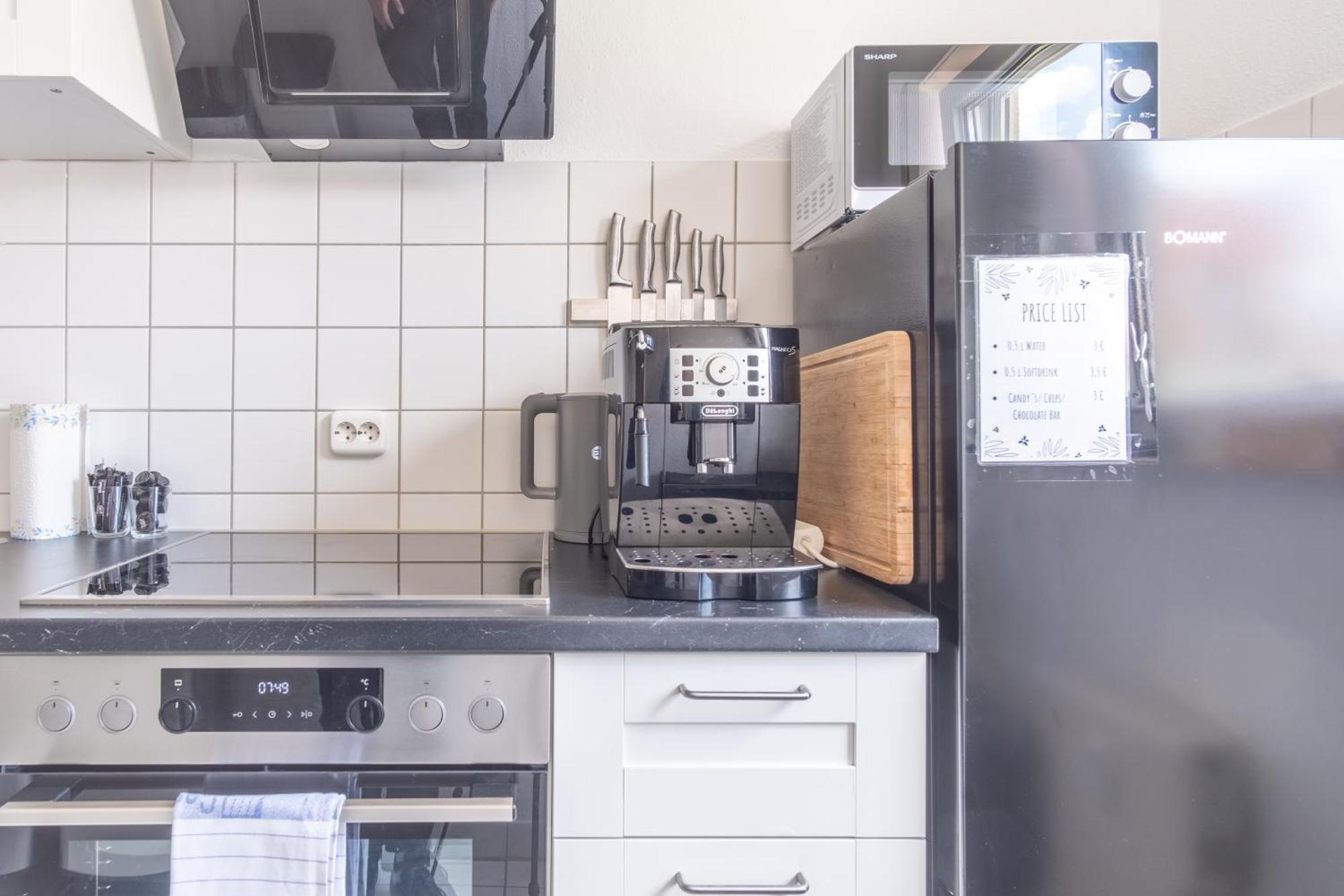 Appartement Arbeitsplatz, Balkon, Tiefgarage Naehe Neue Messe
