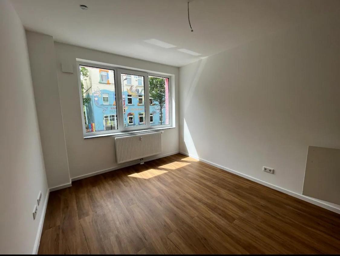 Uefa Apartment *