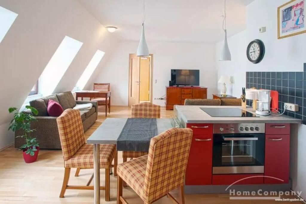 Appartement In Der Strohsackpassage - Zentrum Hbf Oper *