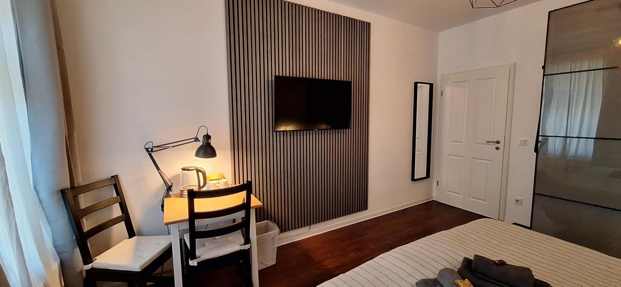Homestay Modernes Einraumzimmer Mit Eigenem Bad, Balkonnutzung, Zentrumsnah - In 10 Minuten Mit Dem Rad Oder Dem Oepnv Zur Arena Und In Leipzigs Innenstadt *