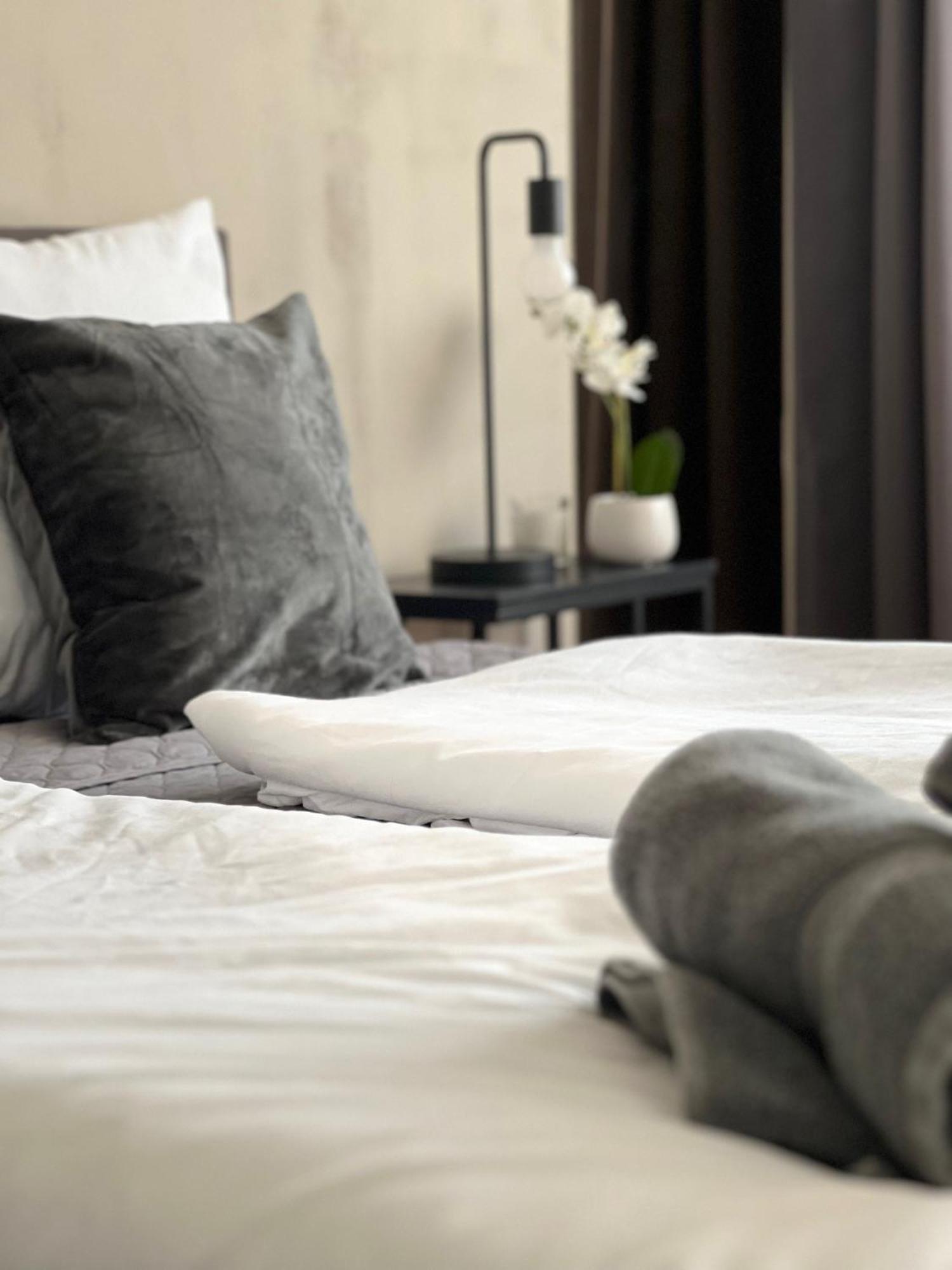 Appartement Modernes, Mediales Apartment, Naehe Der Neuen Leipziger Messe, Bis Vier Personen