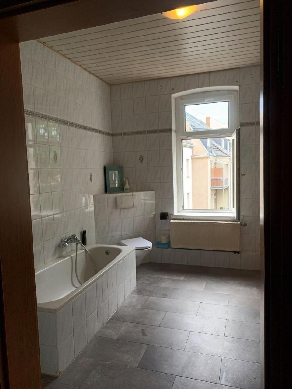 Flat In Neo Country Style Aus Gruenderzeit Bis 6 Person * Leipzig