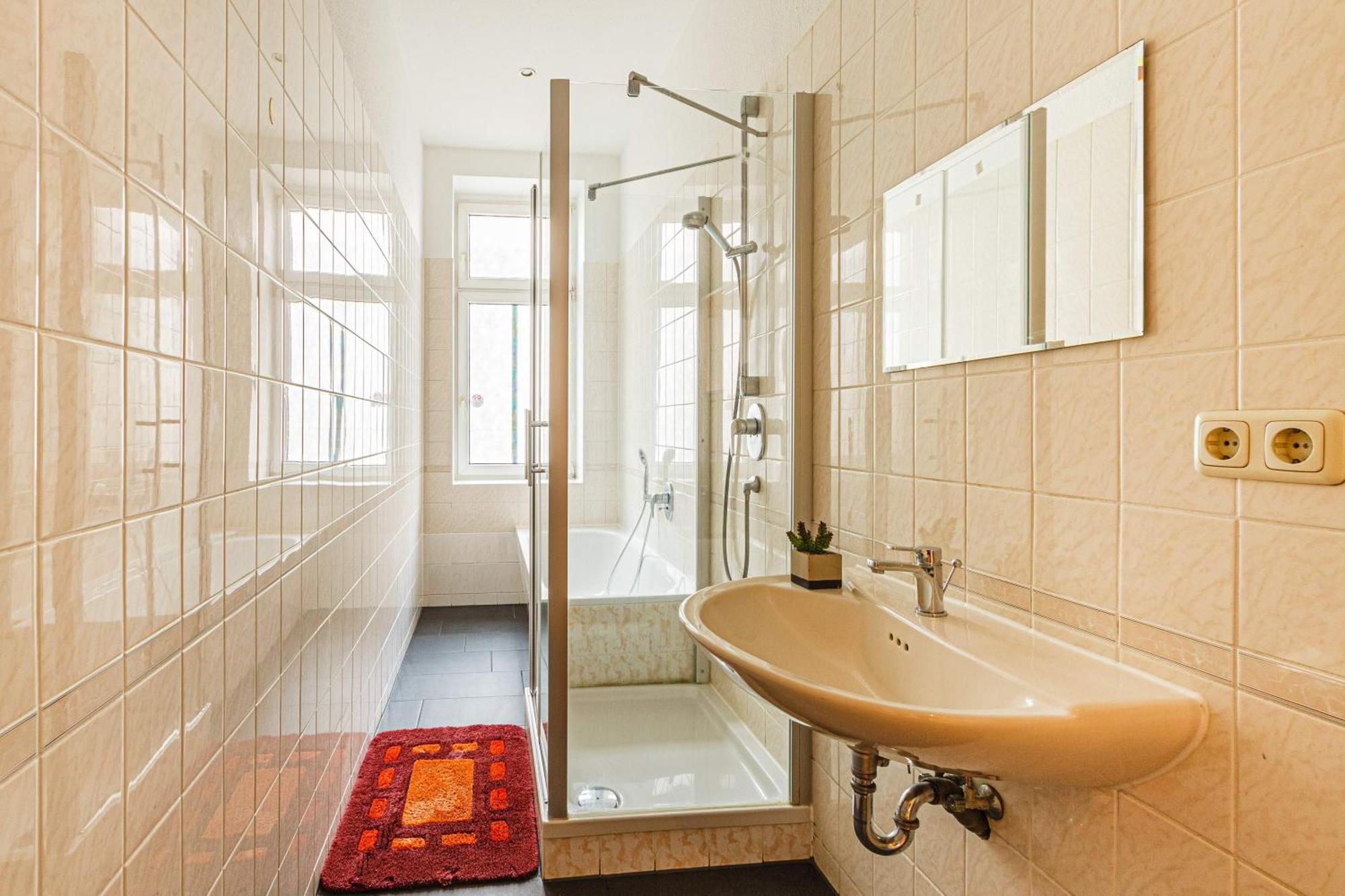 Apartment Enjoy Your With Dkn - Mon-sun - Late Night Check-in - Multilanguage - Near Railway Station - Witamy Serdecznie