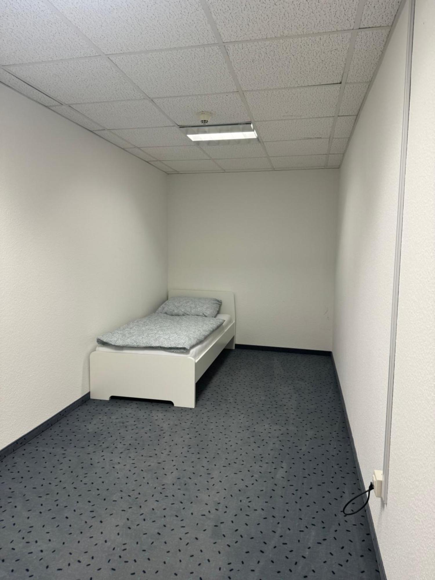 Appartement Bitterfelder Strasse 7-9 *