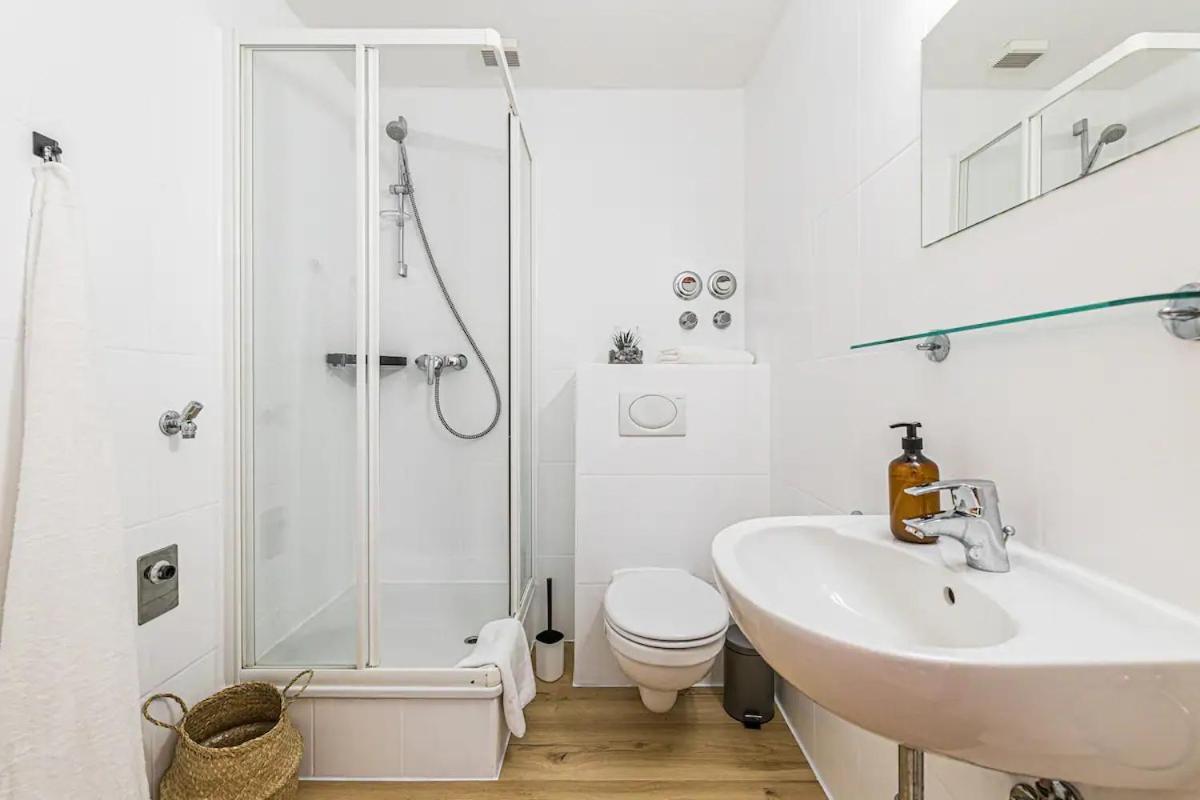 Appartement Ruhige Und Stilvolle Am Clara-zetkin-park *
