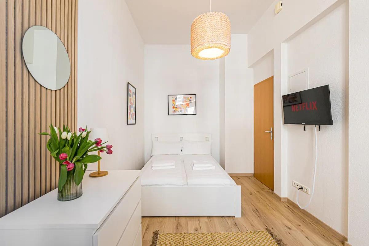 Appartement Ruhige Und Stilvolle Am Clara-zetkin-park Leipzig