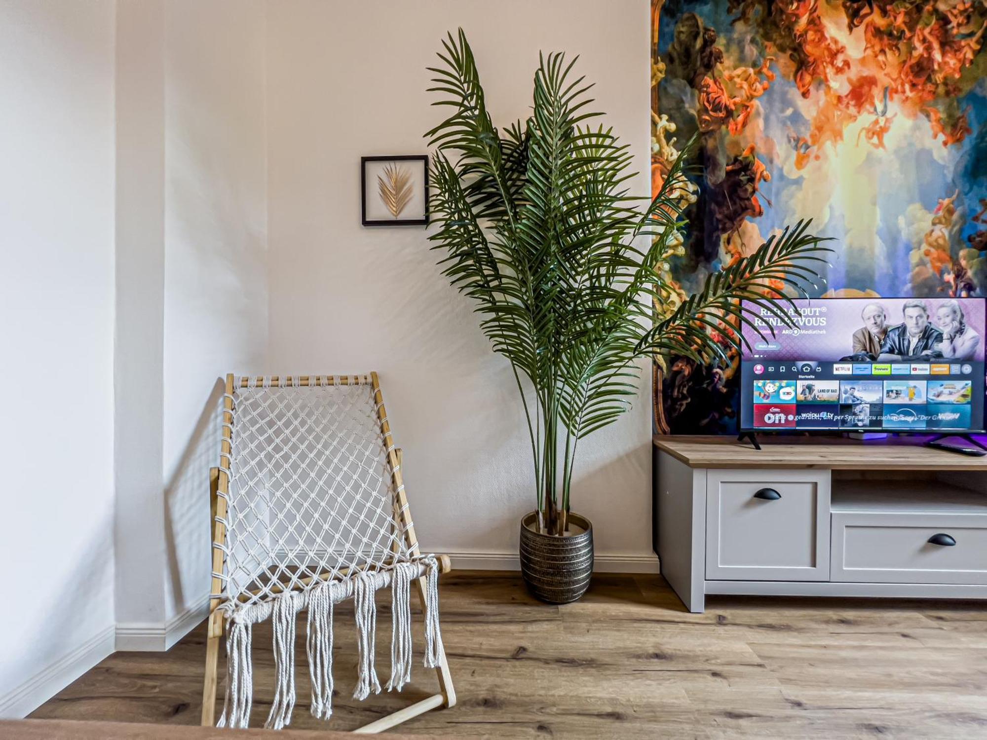 Appartement Grosse 3 Schlafzimmer Mit Kueche, Bad, Waschmaschine & Balkon Am Zoo