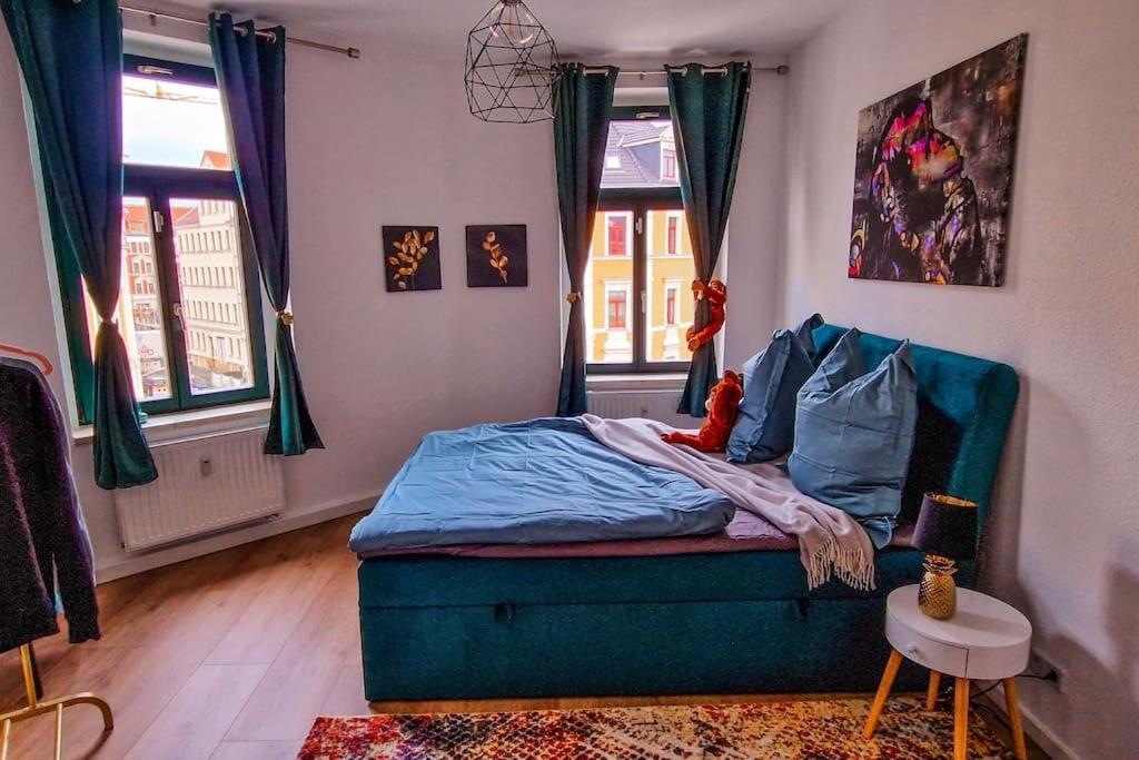Monkey Magic Mansion 2 Bedroom Next To Tram And Appartement