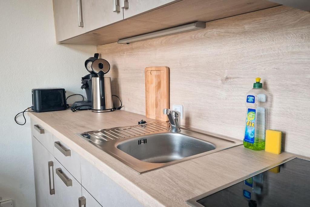 Monkey Magic Mansion 2 Bedroom Next To Tram And Appartement