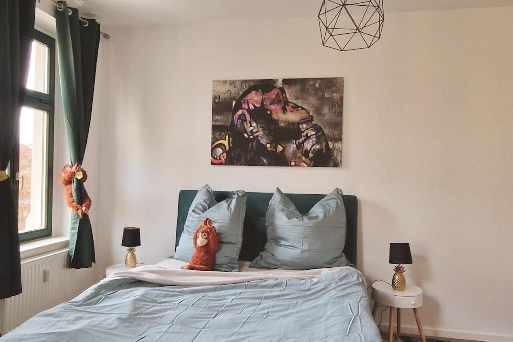 Monkey Magic Mansion 2 Bedroom Next To Tram And Appartement *