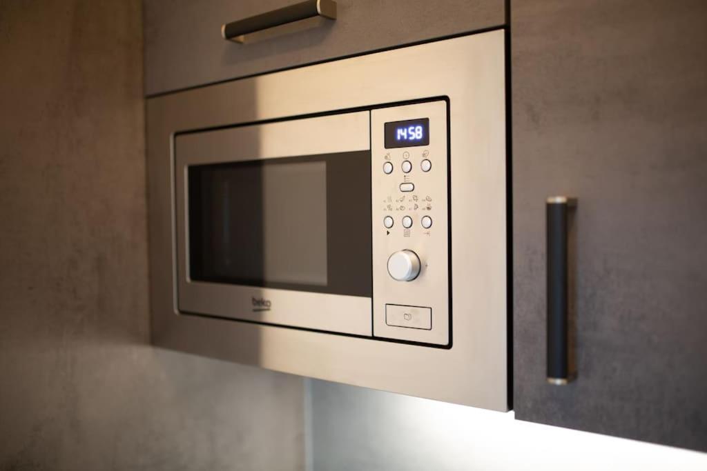 Appartement Little - Ruhig & Im Zentrum Gelegen- Perfekt Fuer Solo Reisende, Paare Oder Businessgaeste 3rd Floor *