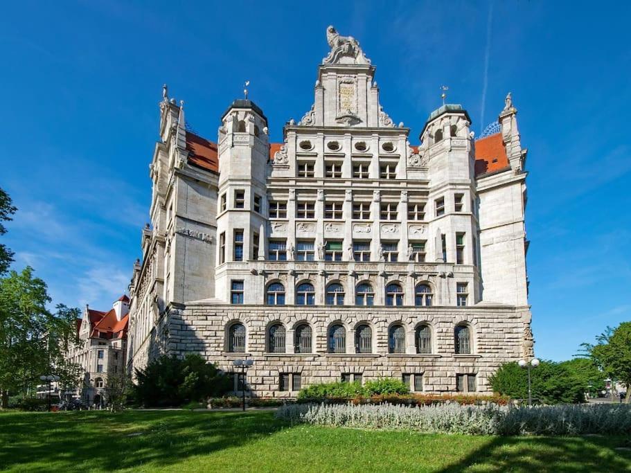 Appartement Little - Ruhig & Im Zentrum Gelegen- Perfekt Fuer Solo Reisende, Paare Oder Businessgaeste 3rd Floor *