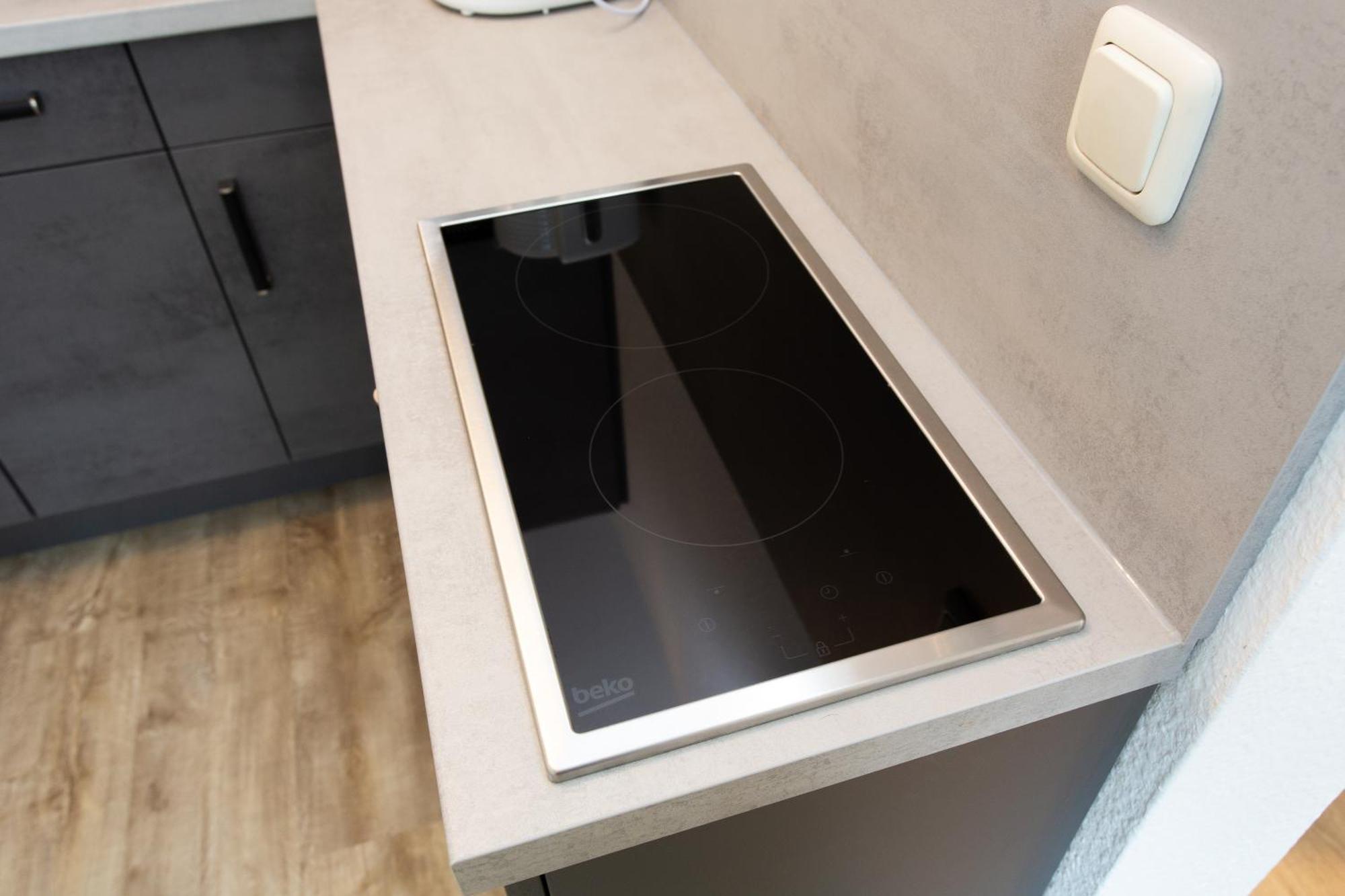 Appartement Little - Ruhig & Im Zentrum Gelegen- Perfekt Fuer Solo Reisende, Paare Oder Businessgaeste *