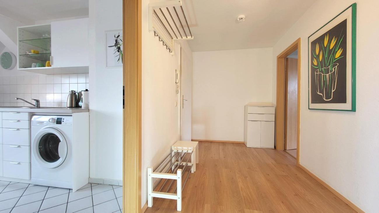 2-zimmer-traumwohnung: Schick * Hell * Ruhig * Grosse Raeume * Zentrumsnah Appartement
