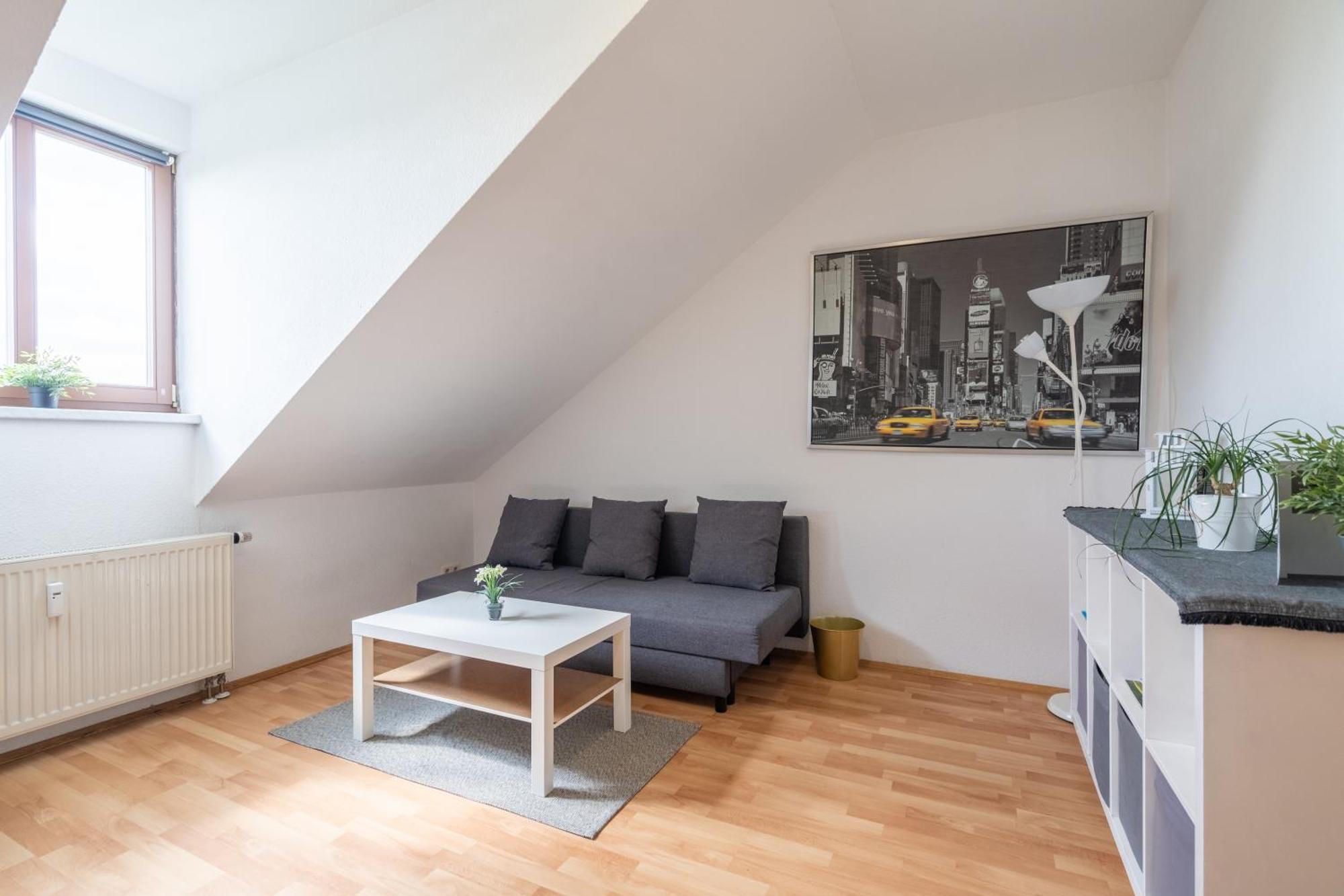 Gemuetliche Dachgeschosswohnung -waldstrassenviertel Leipzig