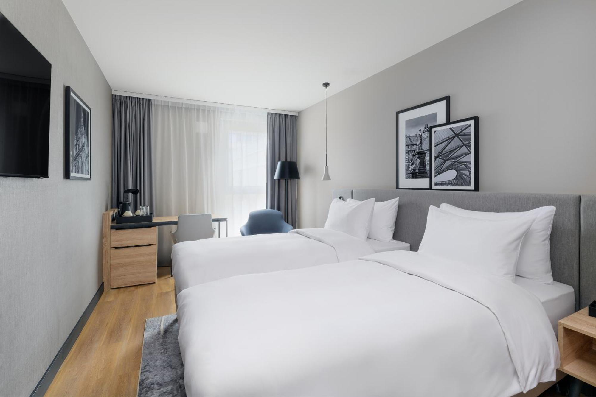 Radisson Hotel 4*