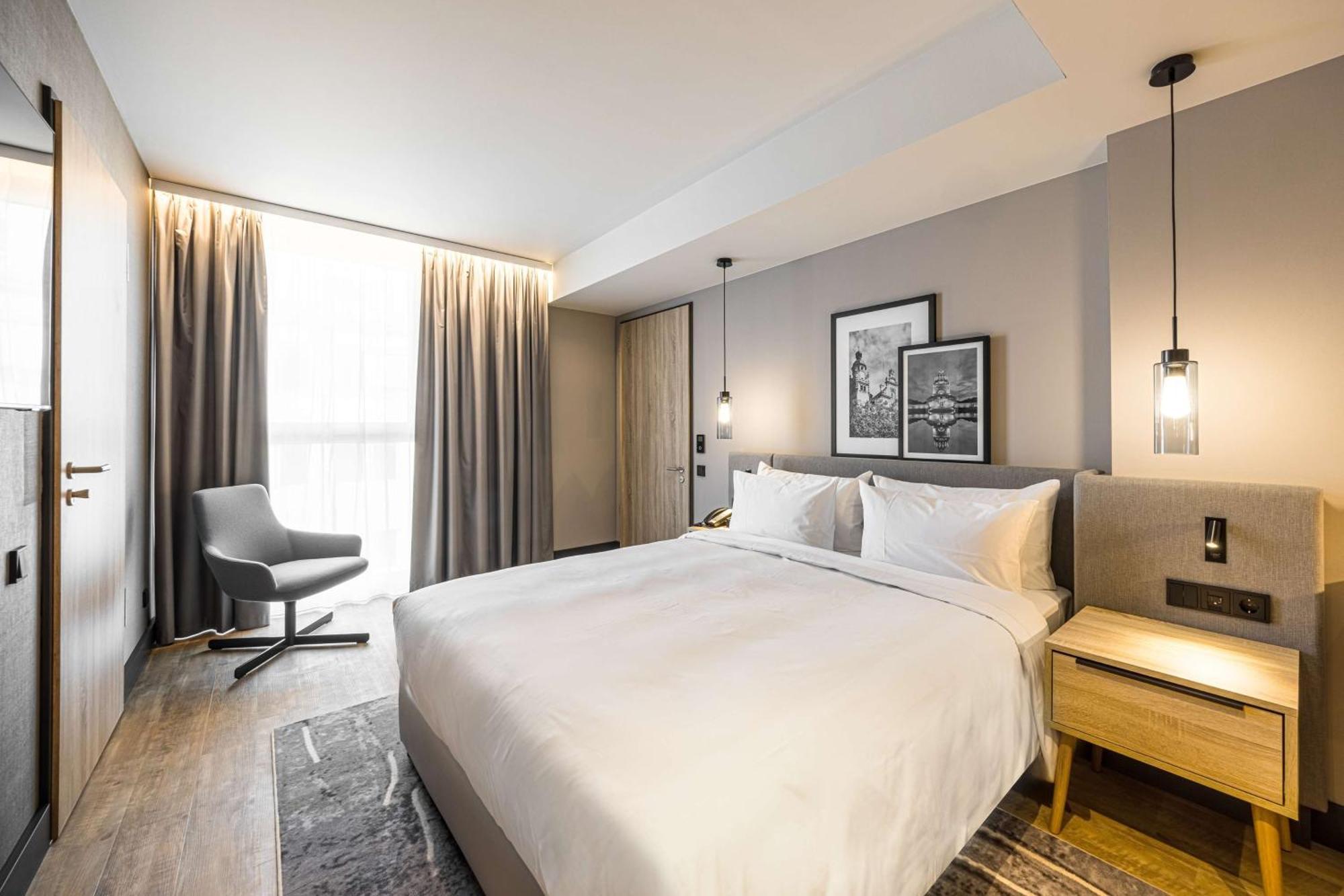Radisson 4*