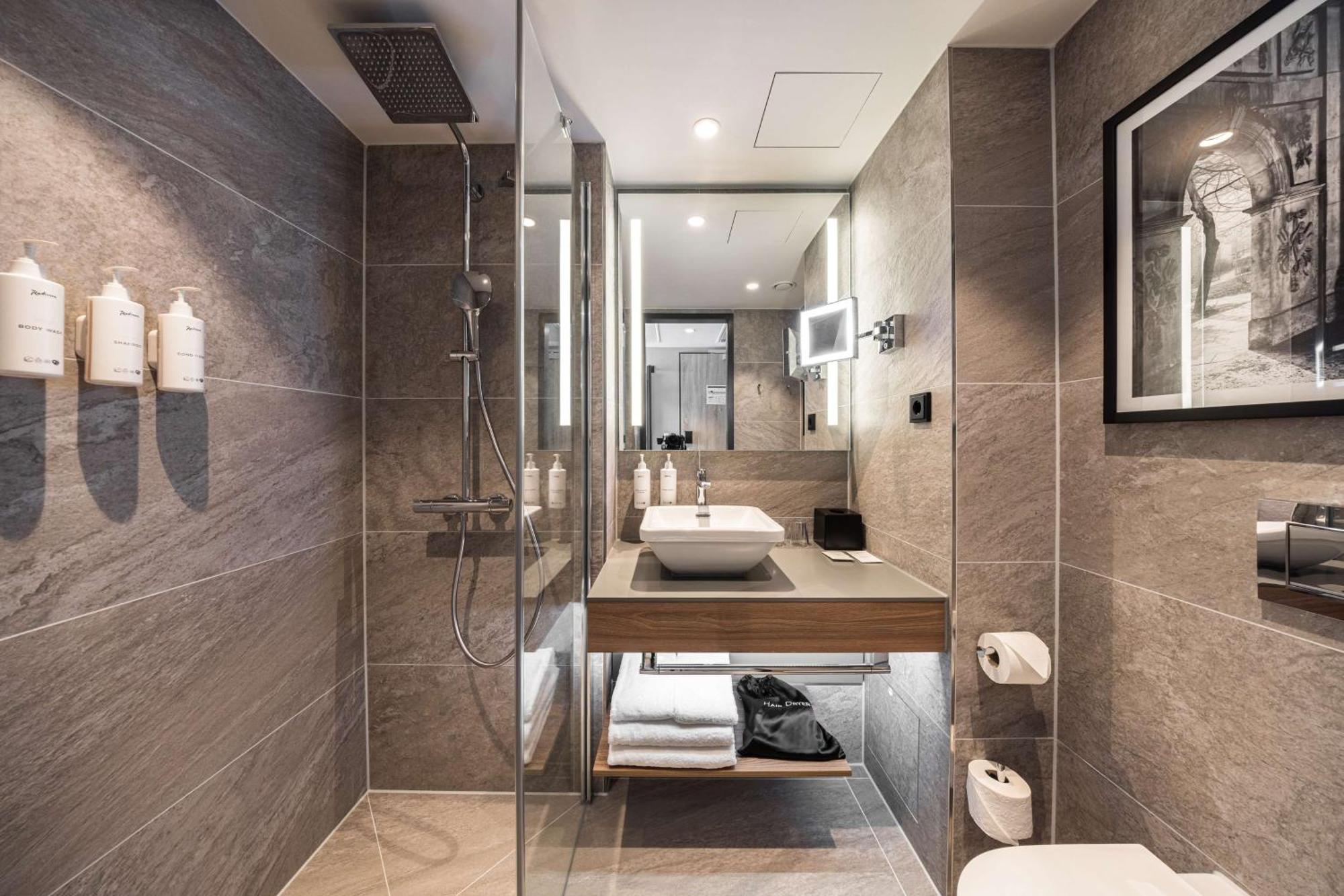 Radisson 4*