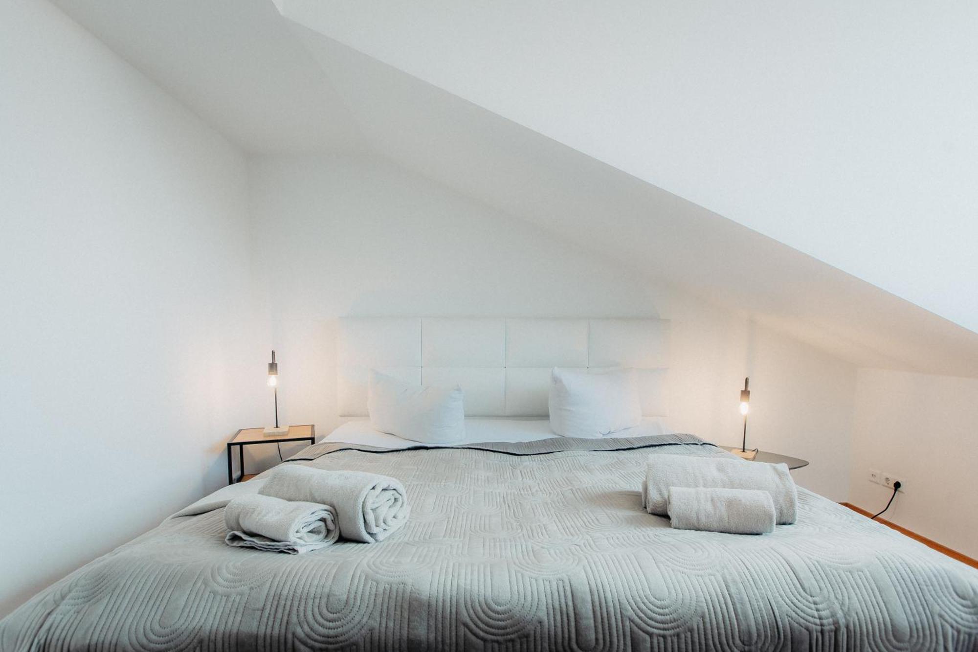 Luga Homes - Zoo Apartment