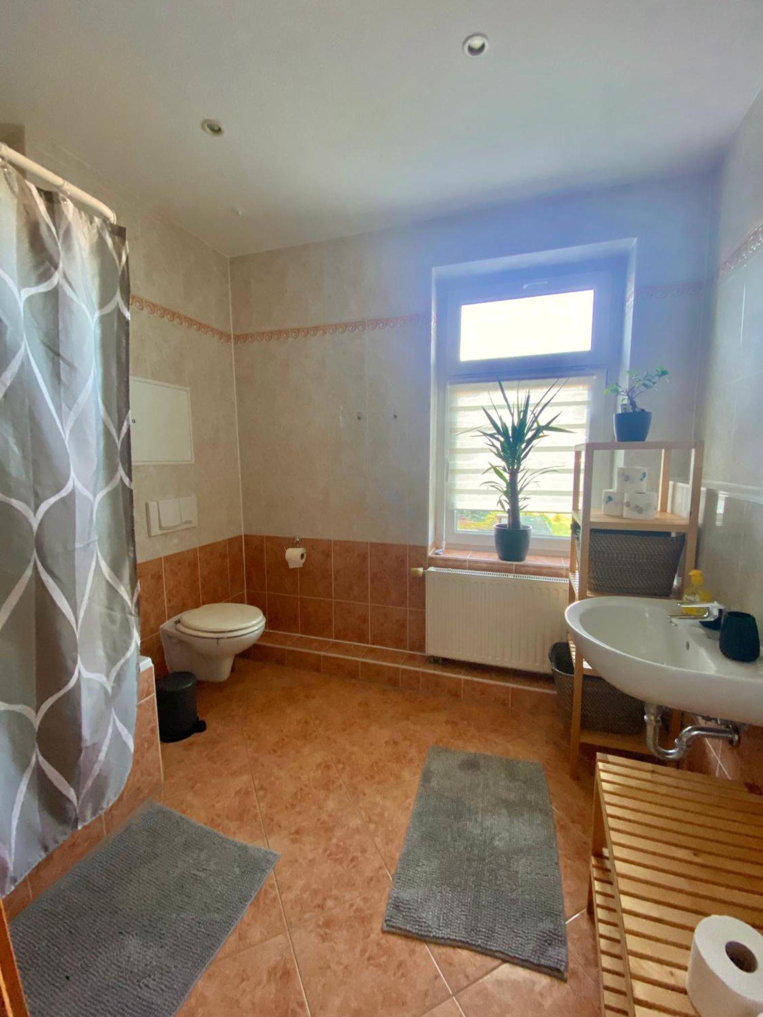 Schoene 3-zimmer Monteurswohnung Im Sueden Von Eg Appartement Leipzig