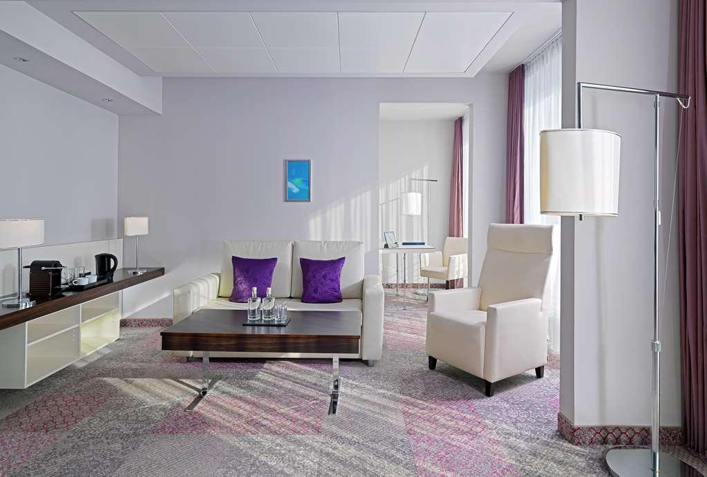 Radisson Blu Hotel 4*