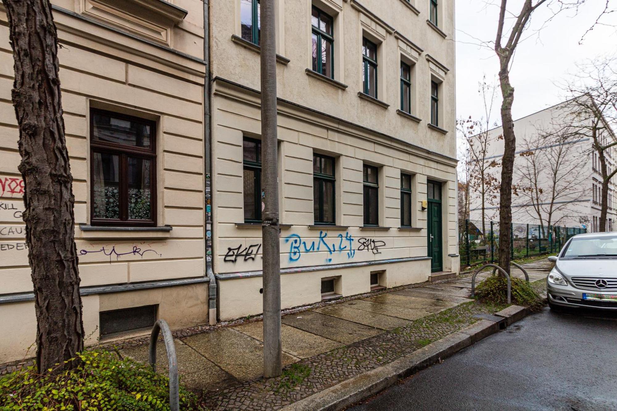2-Zimmerwohnung Ludwig Mit Balkon Fuer Handwerker Fuer 5 Personen Apartment Leipzig