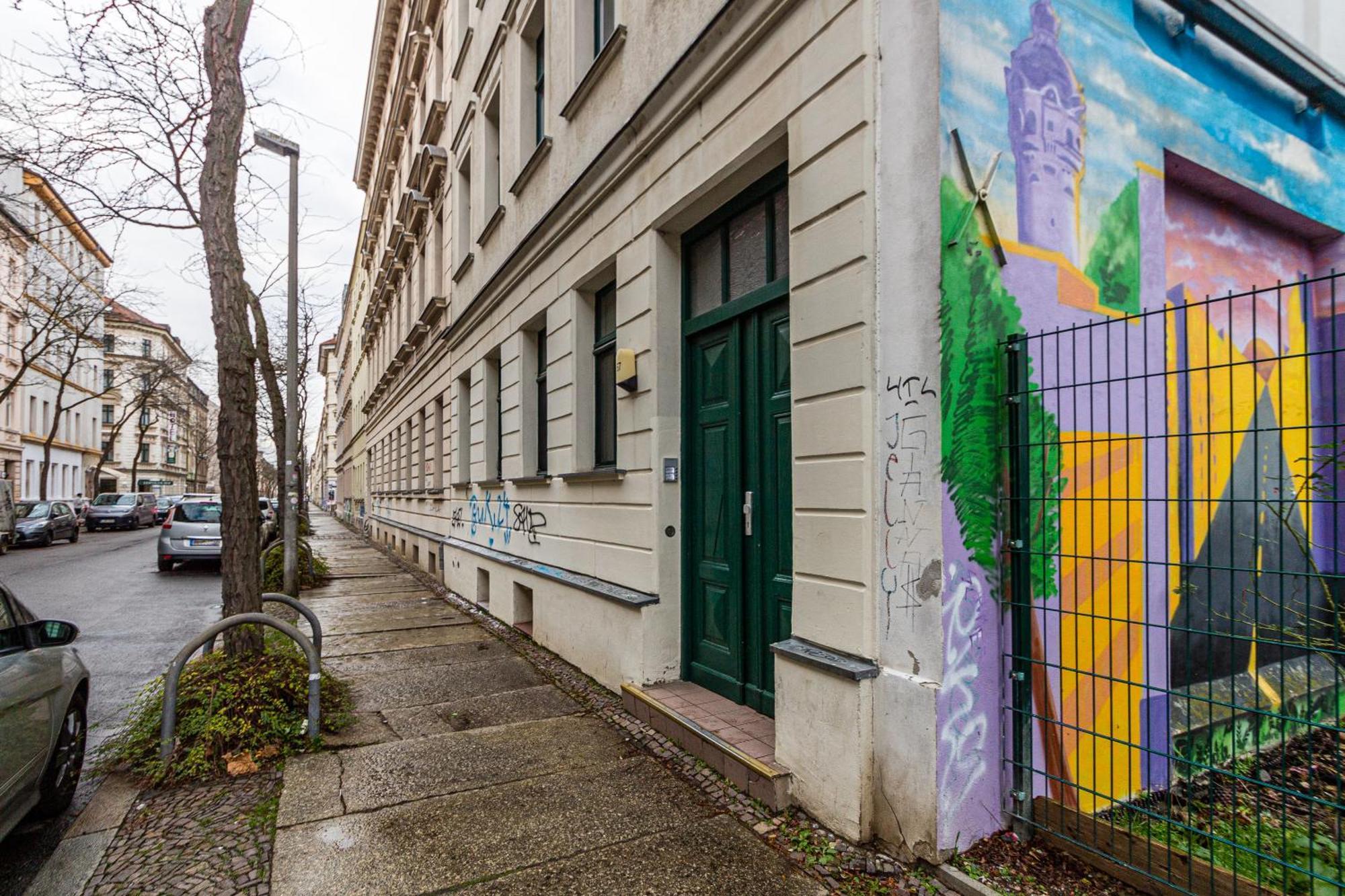 Apartment 2-Zimmerwohnung Ludwig Mit Balkon Fuer Handwerker Fuer 5 Personen Leipzig