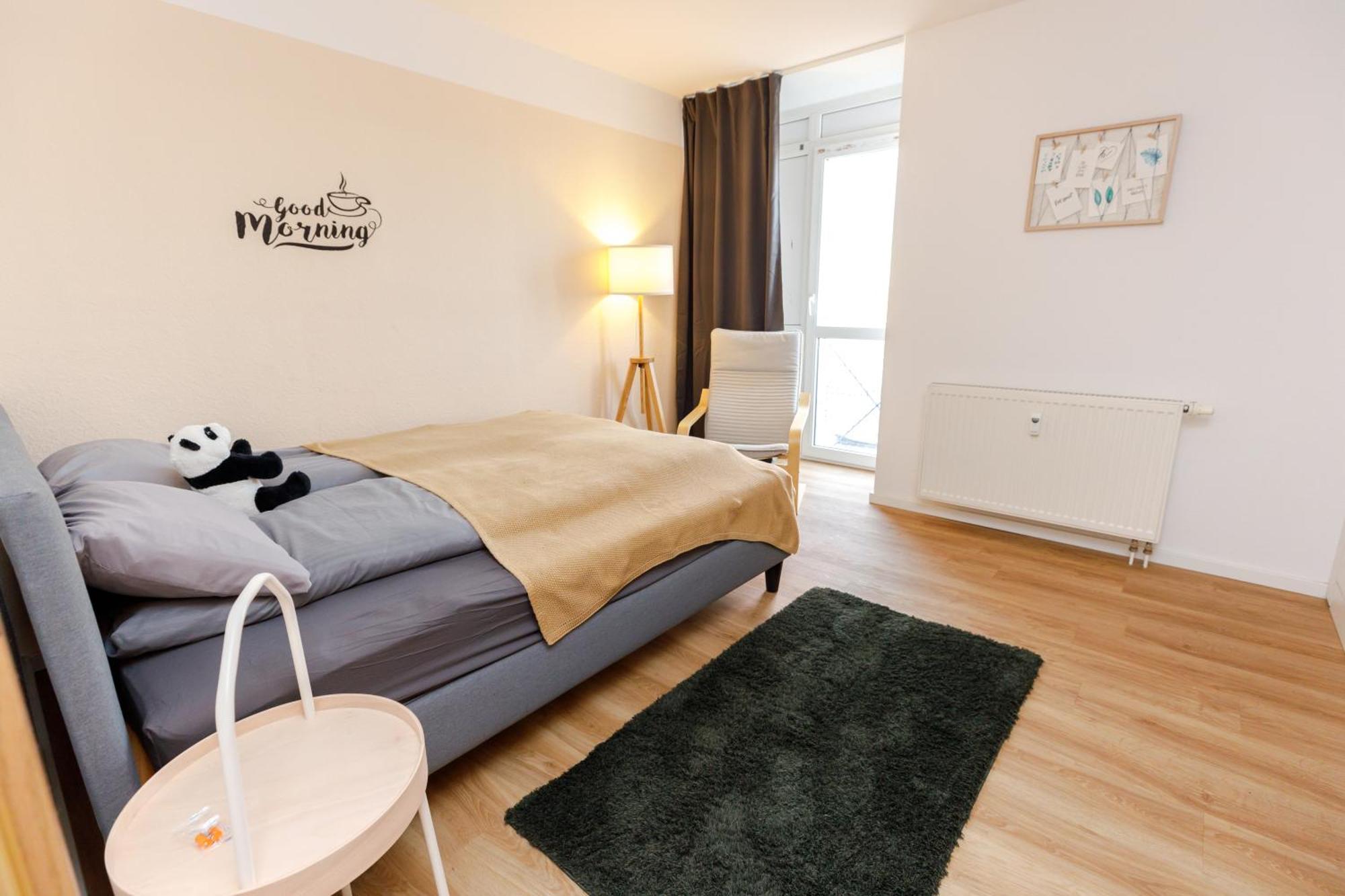 Fullhouse - - K28 B - Southern Center Apartment *