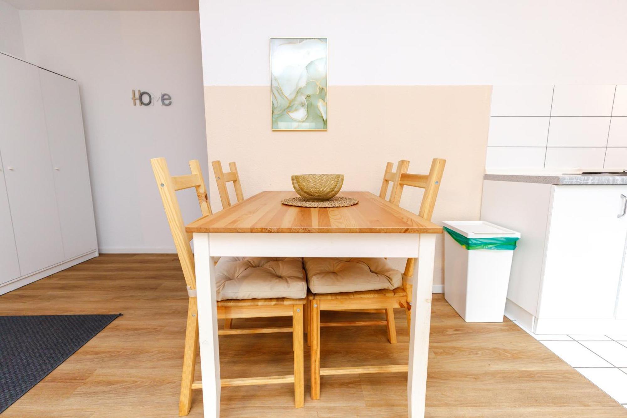 Fullhouse - - K28 B - Southern Center Apartment *