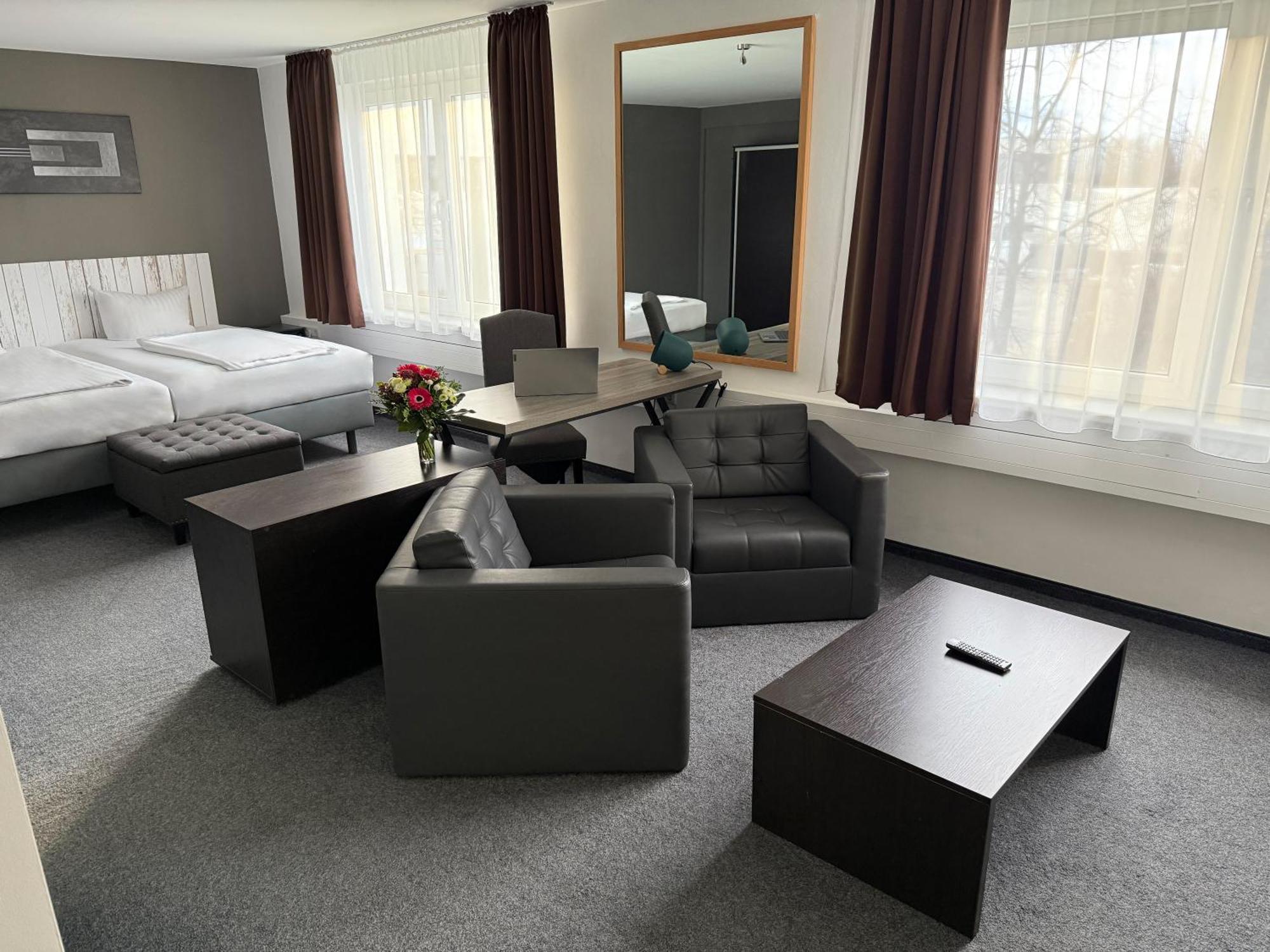 Hotel Aviva