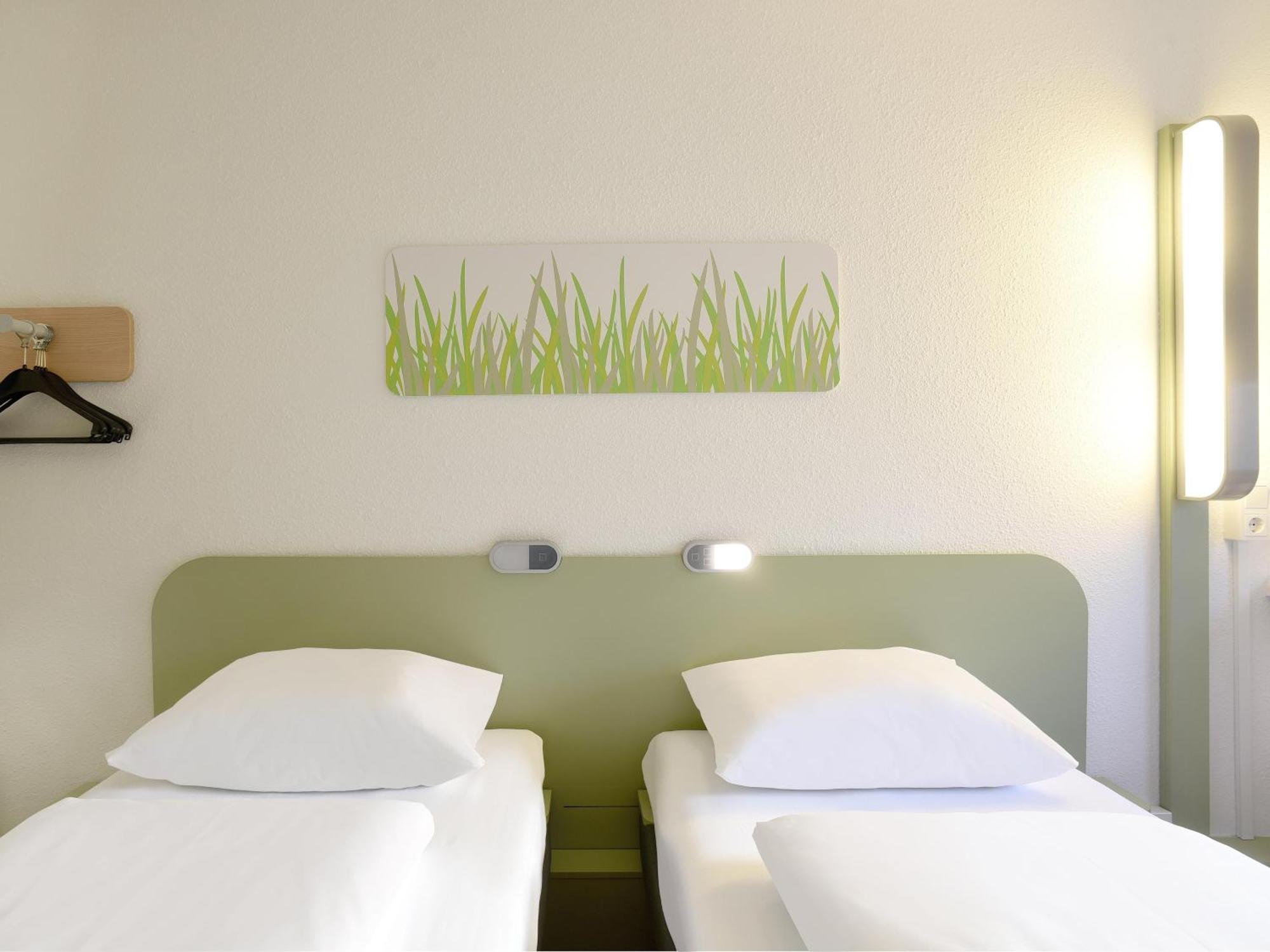 Hotel Leipzig-schoenefeld 2*