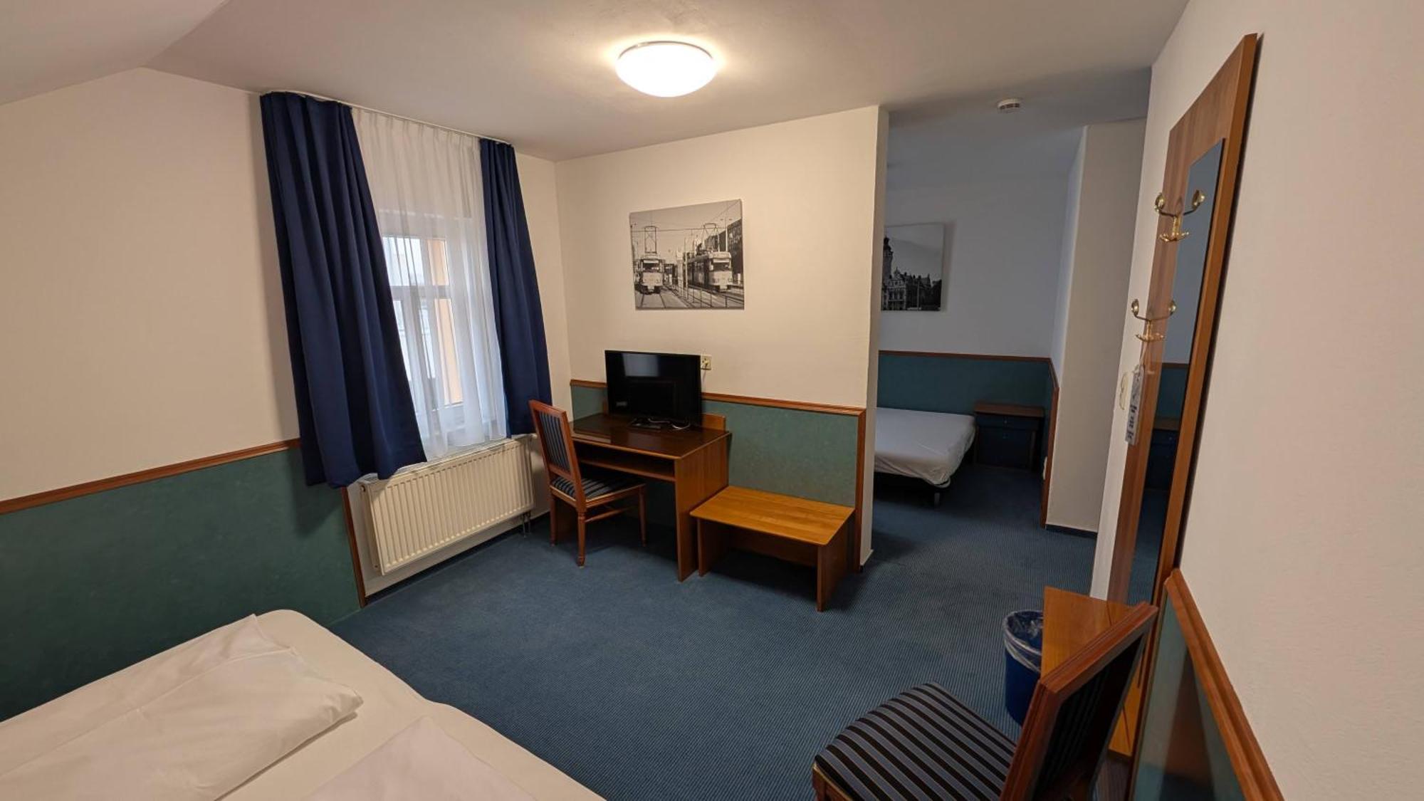 Am Bayrischen Platz Hotel 3*